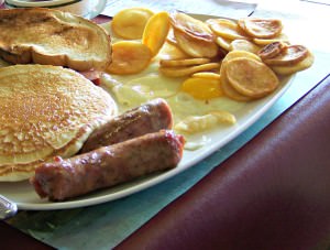 Riegelsville Fire Co breakfast; photo credit Lynne Goldman