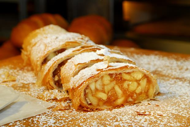 Apple-Strudel
