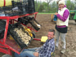 Potato planting_Roots to River Farm; photo credit Lynne Goldman