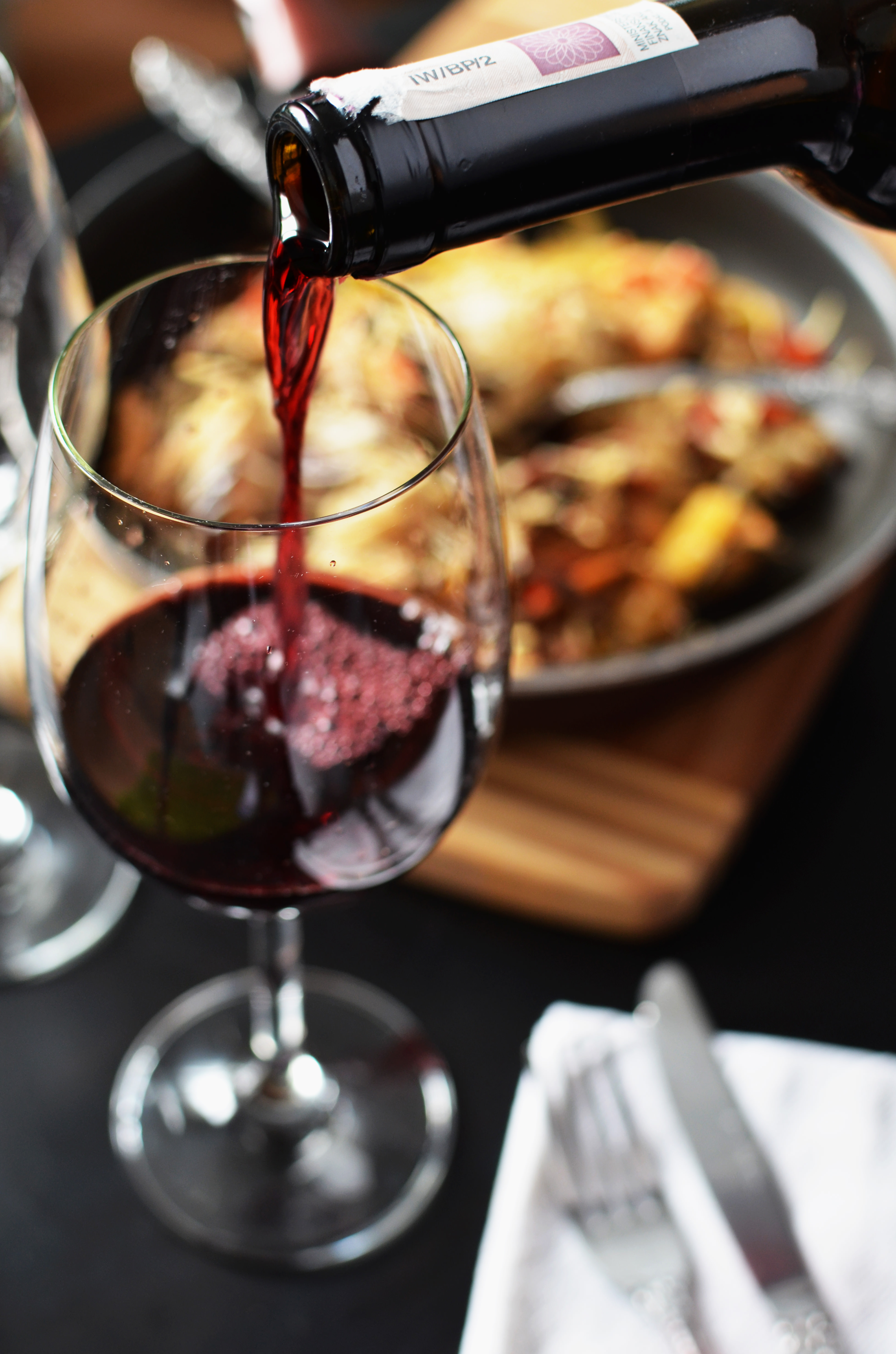 wine_dinner_pexels